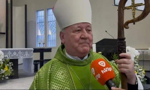 ASSISTA ▶️ | Última missa do Arcebispo reúne fiéis em Tijucas