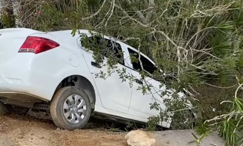 Motorista perde controle após passar mal e vai parar em ribanceira na SC-108