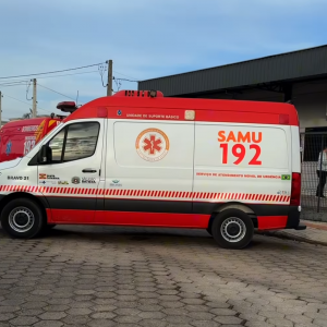 Acidente em fábrica de São João Batista deixa jovem com ferimentos graves na mão