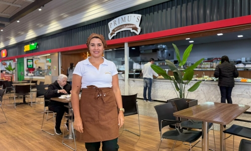 Com churrasco preparado na hora e buffet variado, restaurante atrai clientes em Tijucas