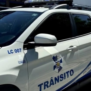 Menor é flagrado embriagado após queda de autopropelido em BC