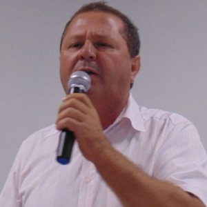 Justiça nega domiciliar e ex-prefeito de Canelinha é recolhido ao presídio