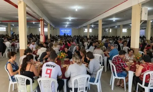 Paróquia de Itapema abre o salão para uma noite de sopa, cultura e solidariedade