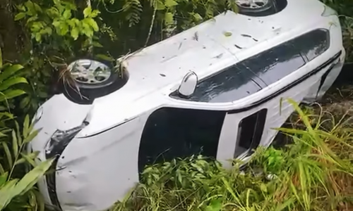 Criança e casal são resgatados após capotamento em rodovia de Nova Trento