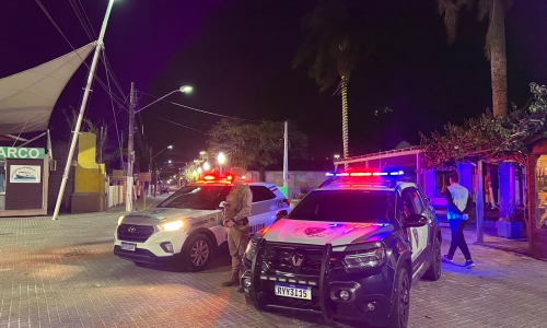 Operação integrada percorre áreas de Porto Belo com abordagens sociais e fiscalizações