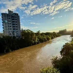 Autorização estadual abre caminho para desassoreamento do Rio Tijucas em São João Batista