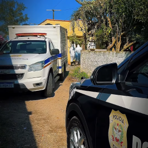 Homem de cerca de 65 anos é achado sem vida dentro de casa no bairro Tajuba 1