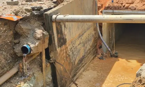 Rompimento em adutora de água bruta atinge bairro em São João Batista