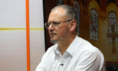 Padre Elizandro Scarsi encerra a semana com bênçãos e mensagem de esperança nesta sexta-feira, 31 de julho