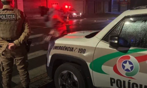 Veículo furtado em Tijucas é recuperado horas depois com suspeito ao volante