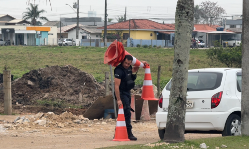 Trânsito de Tijucas passa por alteração devido a obras de pavimentação na Av. José Manuel Reis