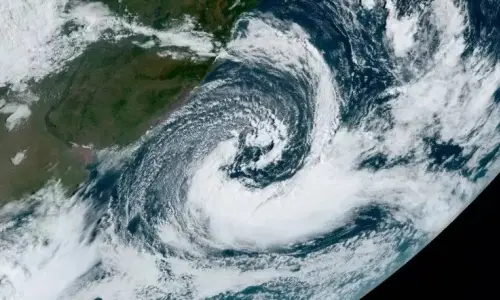 CICLONE BOMBA | Entenda o que é e como funciona o fenômeno que ameaça Santa Catarina nesta semana
