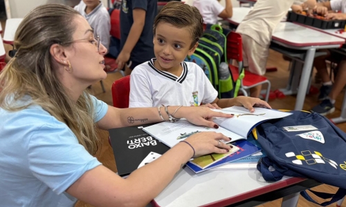Ensino de Itapema se destaca com notas acima da média regional na Educação Básica