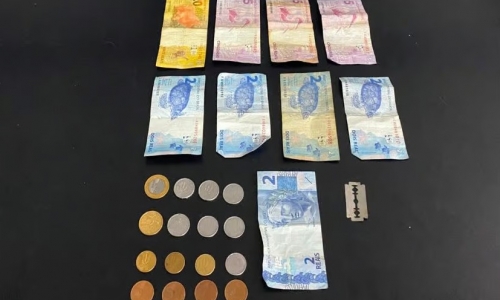 Câmeras flagram suspeito em liberdade provisória vendendo crack perto de escola