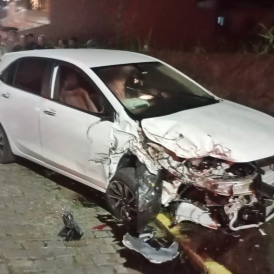 Acidente com múltiplos veículos leva motorista à prisão em Nova Trento
