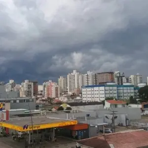 Frente quente traz instabilidade e risco de temporais a região neste meio de semana