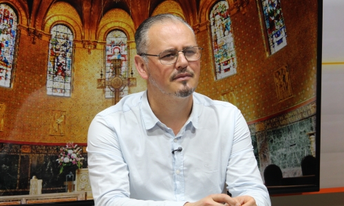 Padre Elizandro Scarsi encerra a semana com bênçãos e mensagem de esperança nesta sexta-feira, 14 de agosto