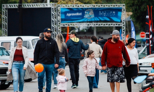 Domingo supera expectativas e encerra 3º Encontro Antigos & Amigos em Tijucas