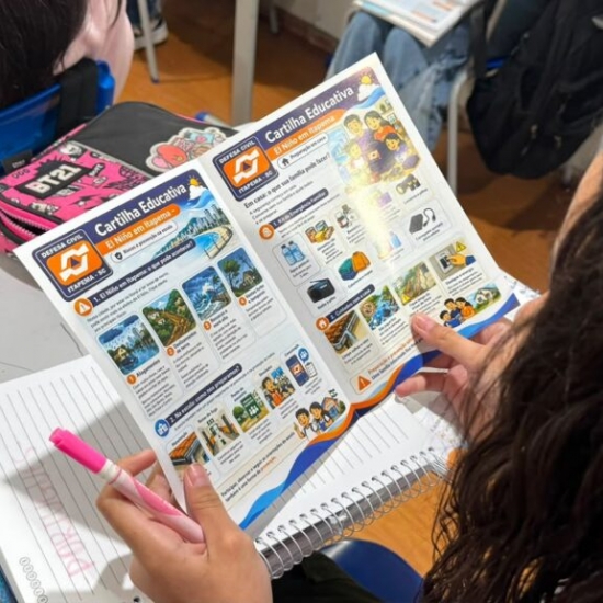 Escolas recebem cartilha da Defesa Civil sobre prevenção ao El Niño
