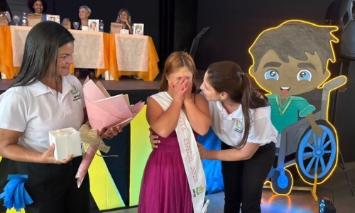 Passarela da inclusão reúne centenas em Itapema durante Semana Nacional da Pessoa com Deficiência