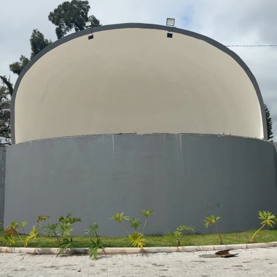 Espaço abandonado sob a Concha Acústica será revitalizado em Tijucas