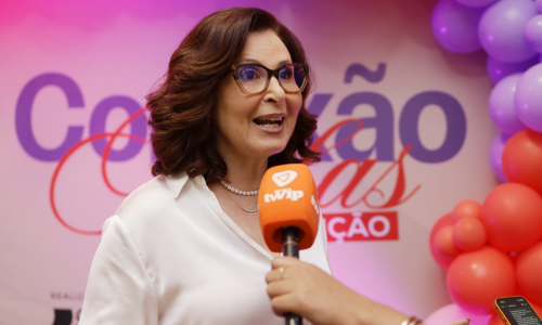 CONEXÃO DELAS ▶️ | Jornalista de expressão nacional divide sua experiência em noite de conexão