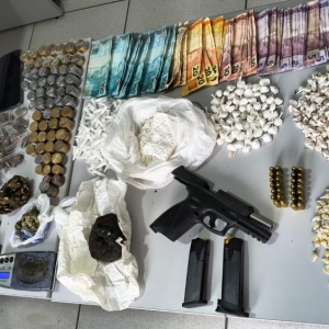 Chefe de quadrilha de tráfico do Paraná é preso em prédio de luxo em Balneário Camboriú
