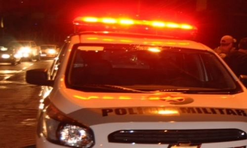 Conflito em frente a estabelecimento termina em morte por golpe de faca