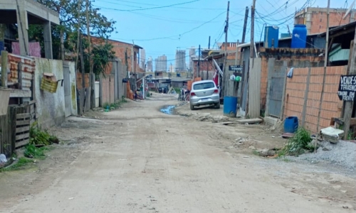 Lei sancionada em Itapema abre caminho para regularizar terrenos de 1,5 mil famílias