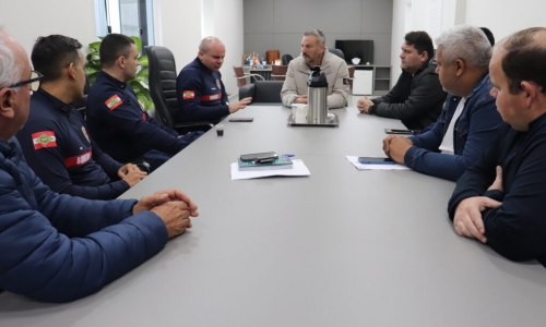 Reunião entre prefeitura e Bombeiros abre caminho para quartel definitivo em Canelinha