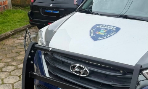 Homem é abordado e veículo furtado recuperado durante patrulha matinal