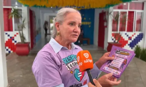 ASSISTA ▶️ | Adolescentes de Tijucas recebem palestra sobre combate à violência contra a mulher