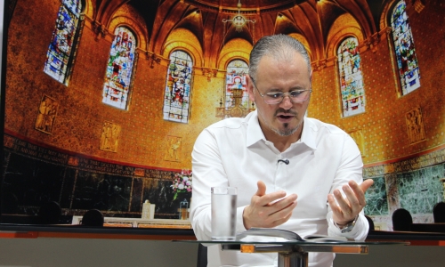 Padre Elizandro Scarsi encerra a semana com bênçãos e mensagem de esperança nesta sexta-feira, 04 de setembro