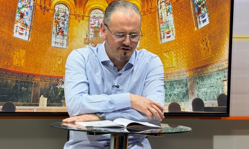 Mensagens de fé e oração com Padre Elizandro para sua terça-feira, 08 de setembro