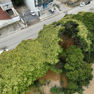 Canelinha decreta situação de emergência após fortes chuvas provocarem estragos no município