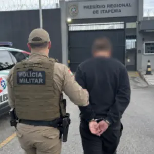 Homem procurado por homicídio no Paraná é preso 