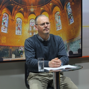 Padre Elizandro Scarsi encerra a semana com bênçãos e mensagem de esperança nesta sexta-feira, 18 de setembro