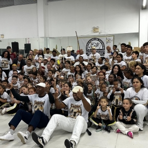 Encontro de capoeira em Tijucas une gerações em torno da tradição afro-brasileira