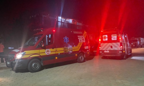 Queda de prédio mobiliza equipes de emergência e deixa uma vítima