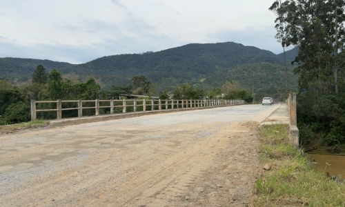 ALTERNATIVA ▶️ | Ponte Lucas Orsi é utilizada como alternativa após desabamento em Canelinha
