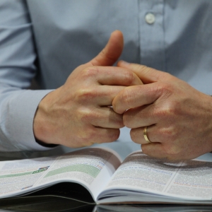 Mensagens de fé e oração com Padre Elizandro para sua terça-feira, 22 de setembro