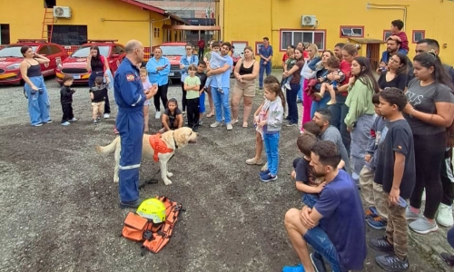Tirolesa, quadriciclo e cães farejadores irão marcar celebração do centenário do Corpo de Bombeiros