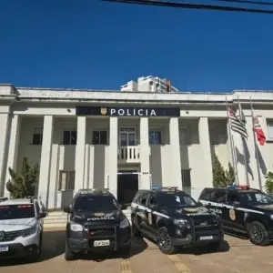 FALSO DELEGADO 🚓 | Golpe virtual leva polícia a cumprir mandado em Tijucas e 15 cidades gaúchas