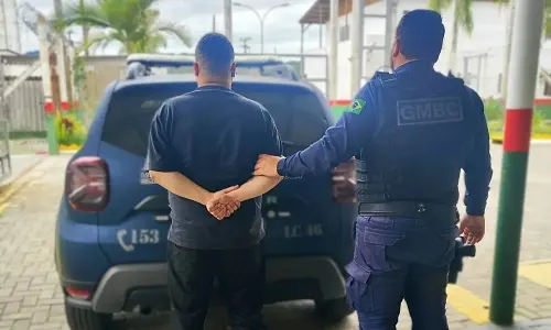 Dívida de R$ 51 mil em pensão alimentícia resulta em prisão durante patrulha na orla