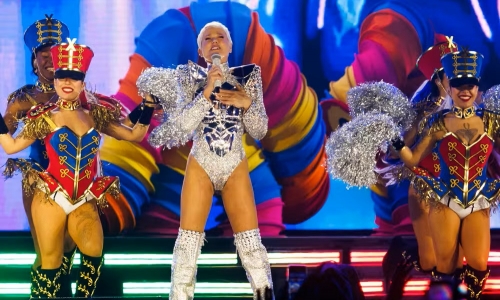 Em 46 mulheres, caravana de Tijucas irá embarcar para ver despedida de Xuxa em Curitiba