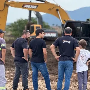 COMEÇOU ▶️ | Havan de Tijucas começa a ganhar forma com máquinas trabalhando no terreno