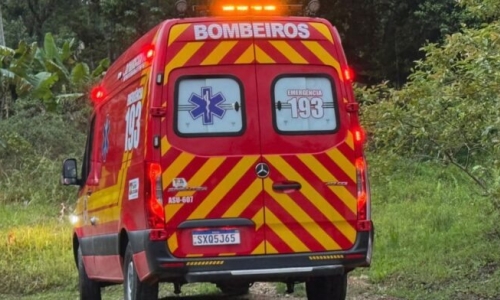 Homem falece dentro da própria casa e esposa encontra o corpo ao chegar do trabalho