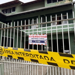 Colapso em imóvel deixa crianças feridas e mobiliza equipes de emergência em BC