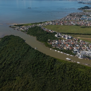 Dragagem do Rio Biguaçu começa com investimento de R$ 18 milhões e prazo de 14 meses