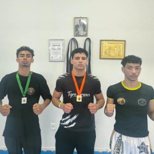 Equipe de Tijucas conquista três medalhas no Catarinense de Muay Thai